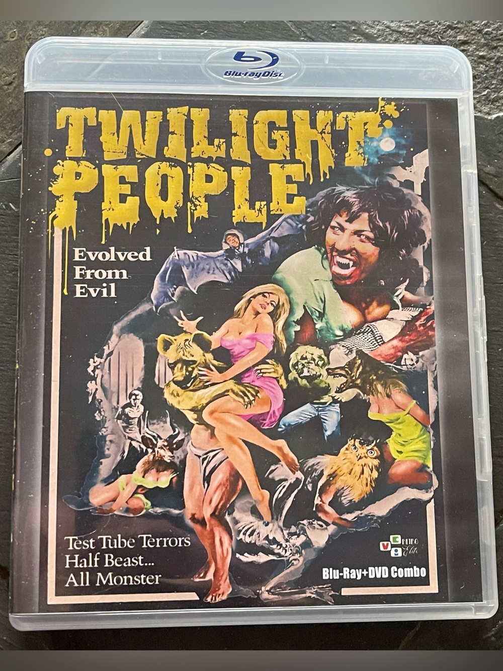 The Twilight People (1972) Blu-ray + DVD 1970s Horror Sci-Fi Reversible Artwork